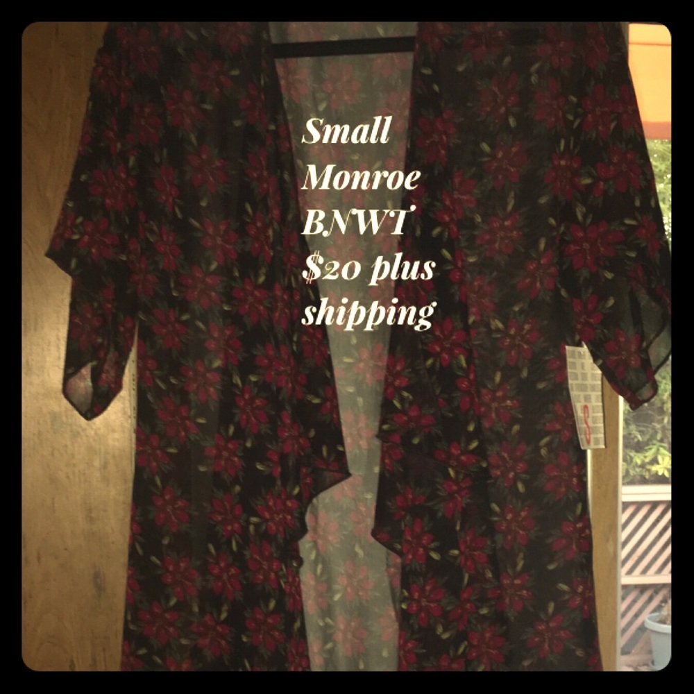 LuLaRoe Monroe Kimono